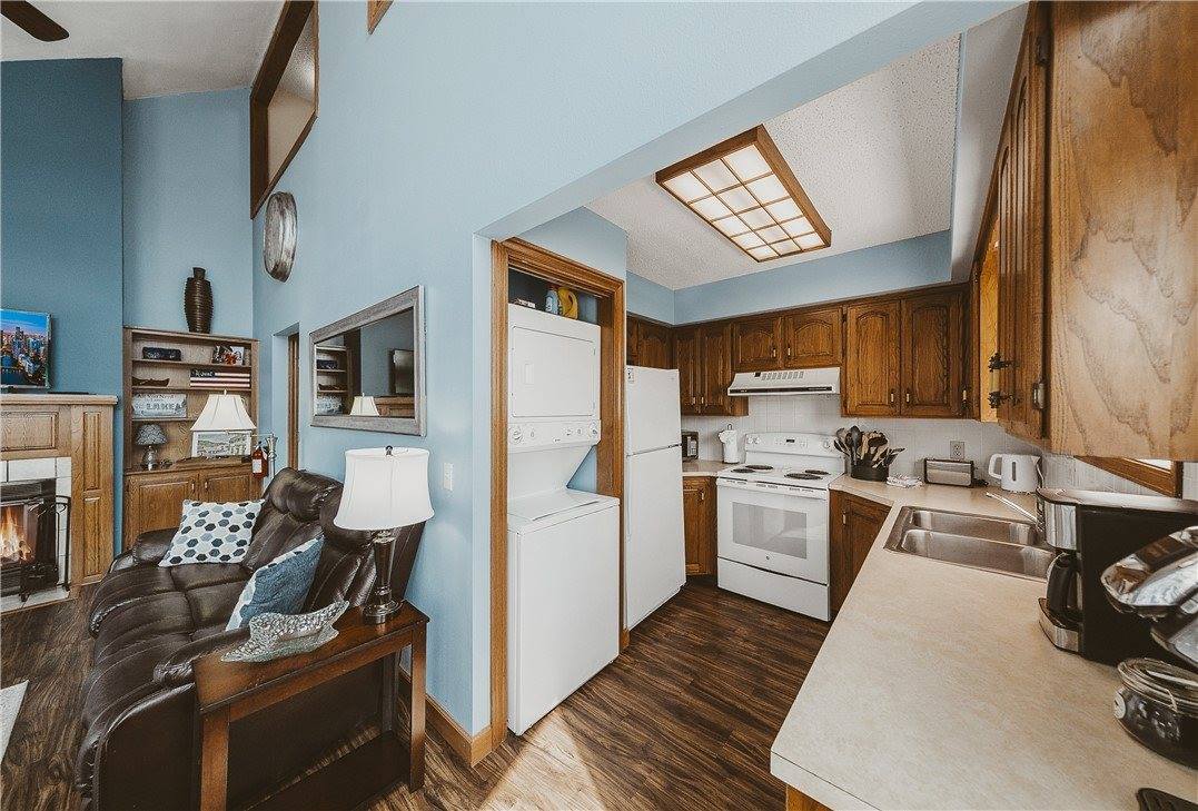 11 Green Meadow Lane, #1, Holiday Island, AR 72631