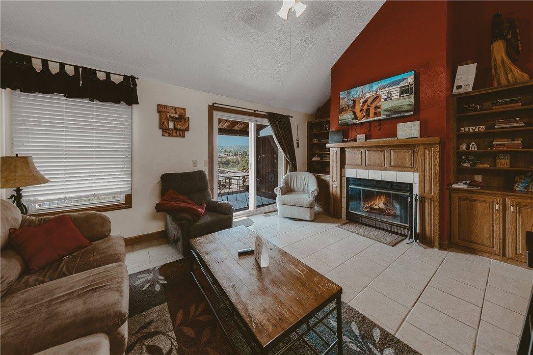 11 Green Meadow Unit 2 Lane, Holiday Island, AR 72631