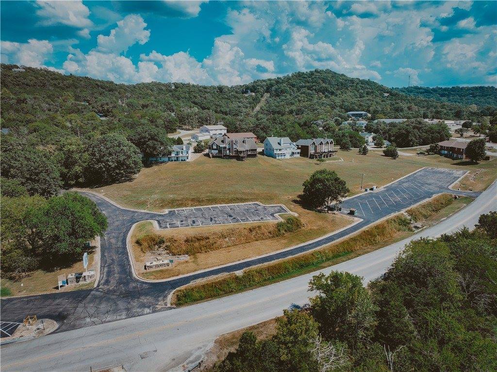 11 Green Meadow Unit 2 Lane, Holiday Island, AR 72631