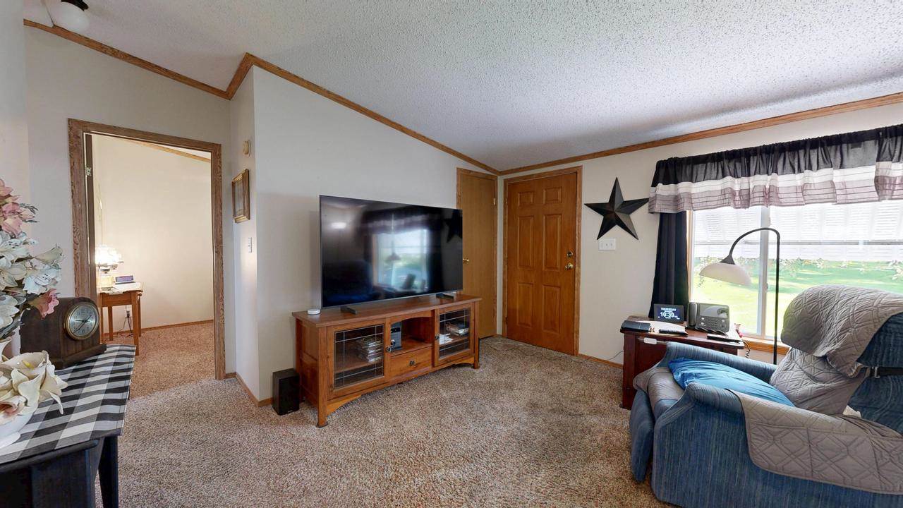 N5654 Theron COURT, Onalaska, WI 54650