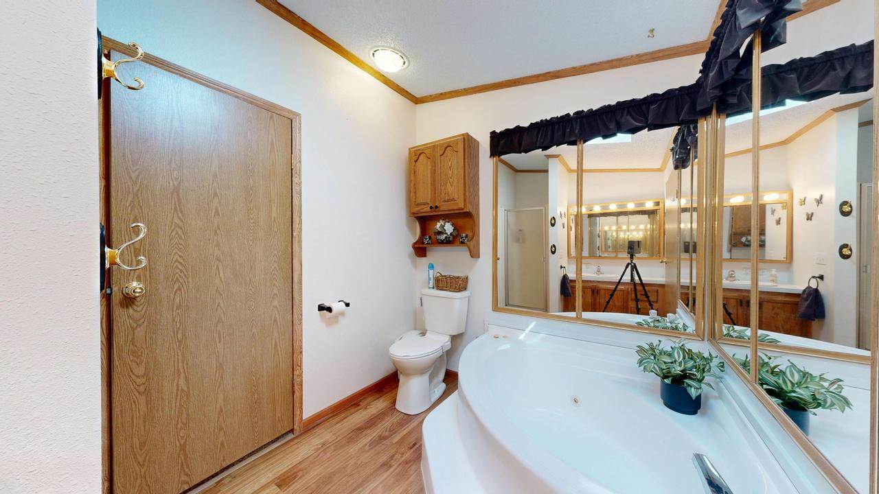 N5654 Theron COURT, Onalaska, WI 54650