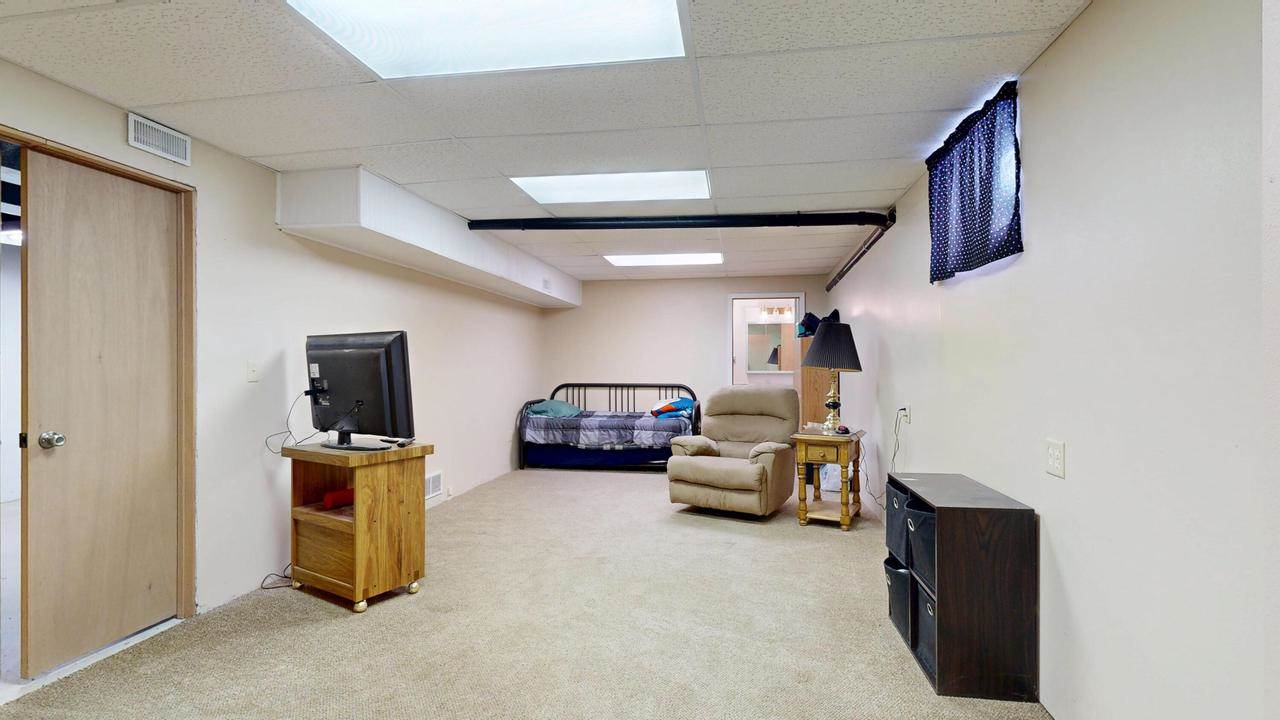 N5654 Theron COURT, Onalaska, WI 54650