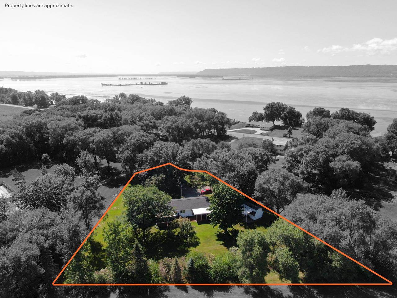 N5654 Theron COURT, Onalaska, WI 54650