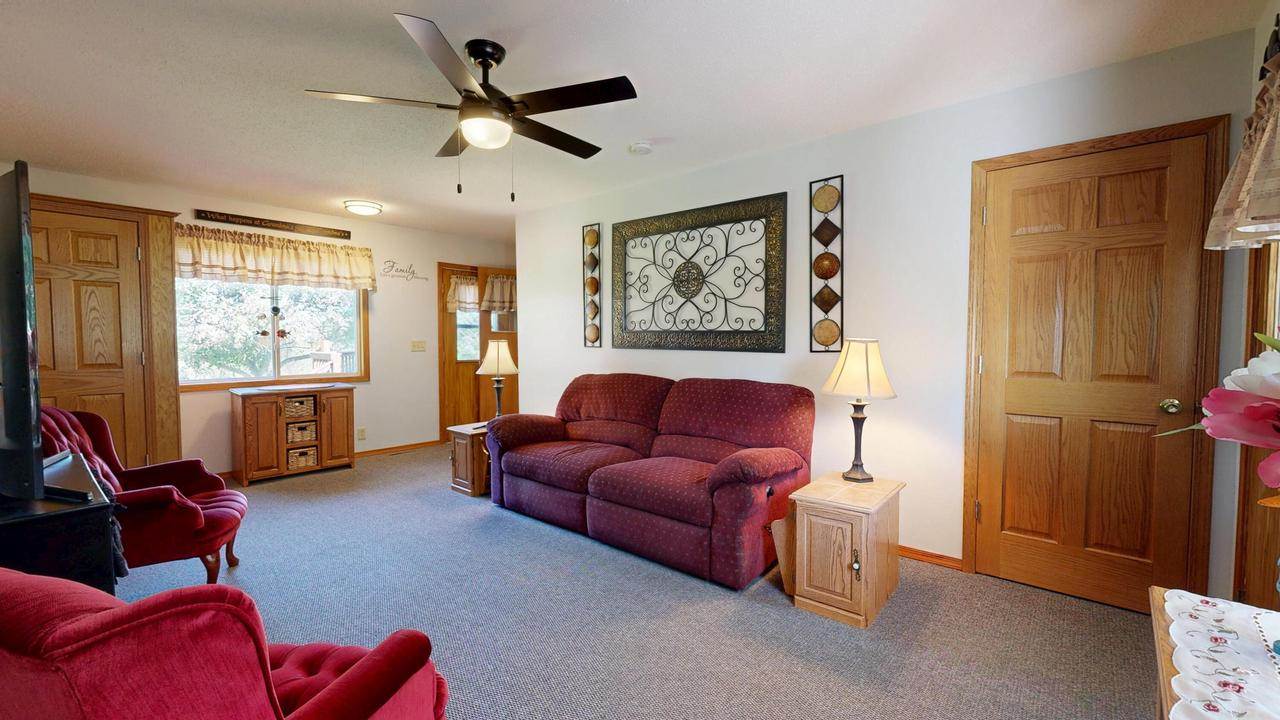 N5654 Theron COURT, Onalaska, WI 54650