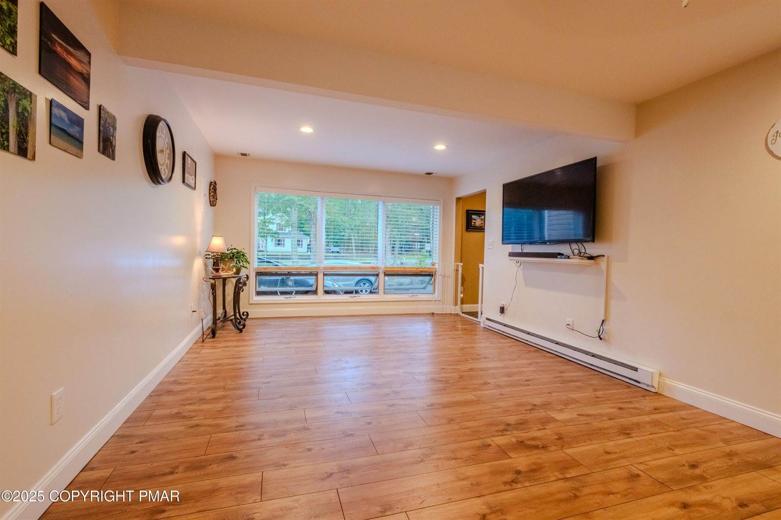 326 Robinwood Terrace, East Stroudsburg, PA 18301