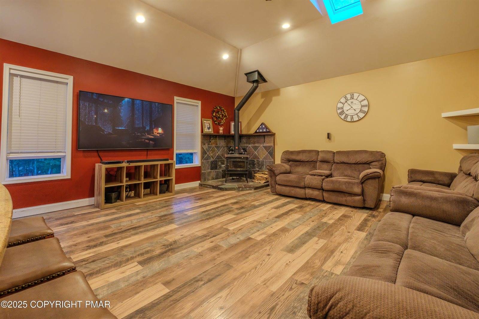 326 Robinwood Terrace, East Stroudsburg, PA 18301