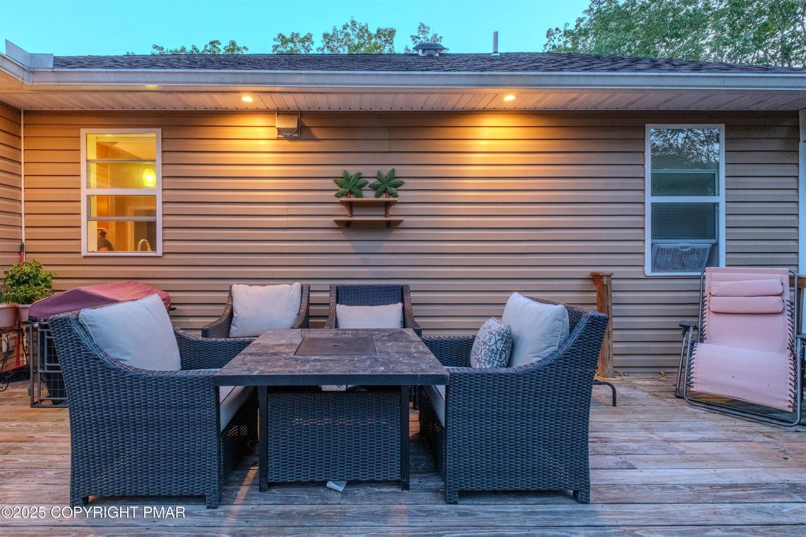 326 Robinwood Terrace, East Stroudsburg, PA 18301