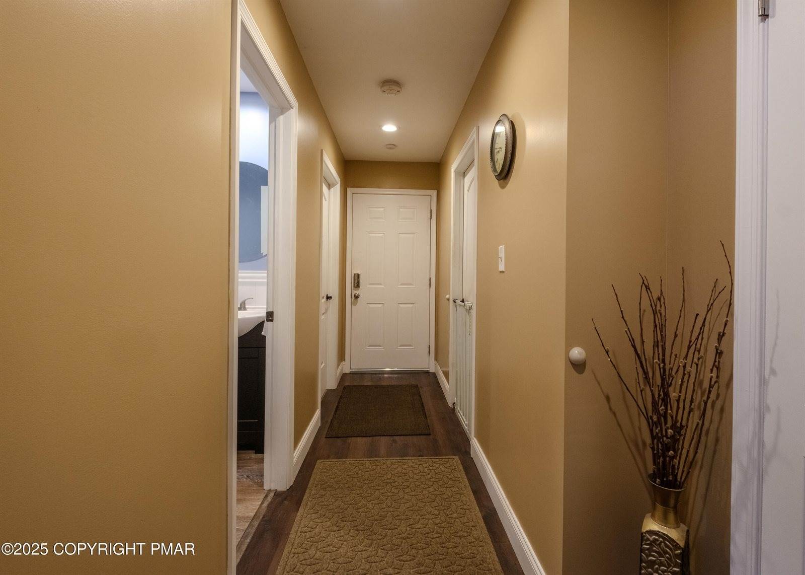 326 Robinwood Terrace, East Stroudsburg, PA 18301