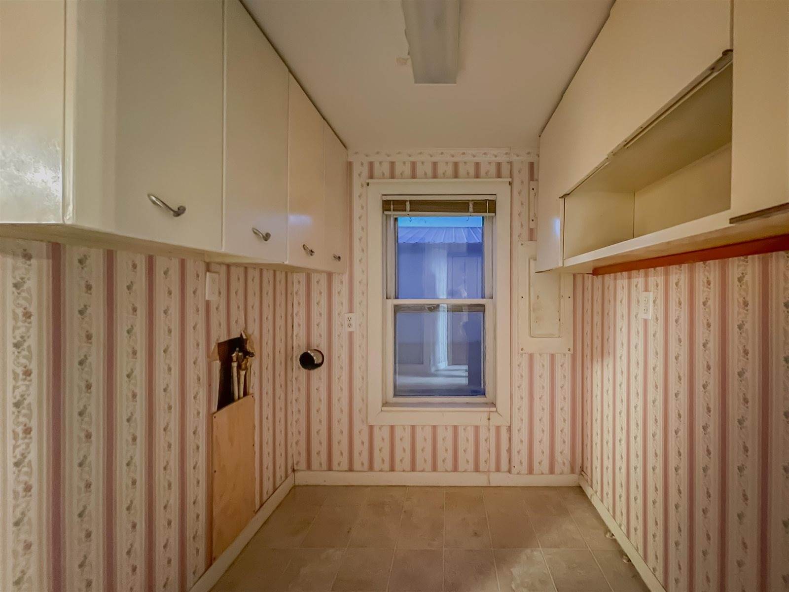 1326 North C St, Arkansas City, KS 67005