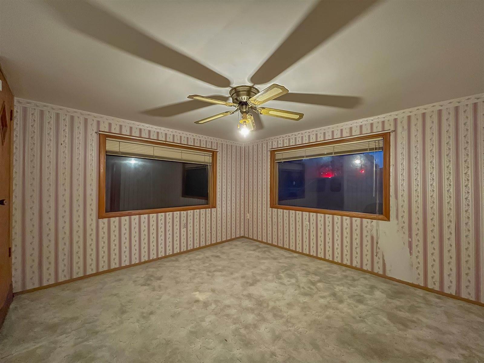 1326 North C St, Arkansas City, KS 67005