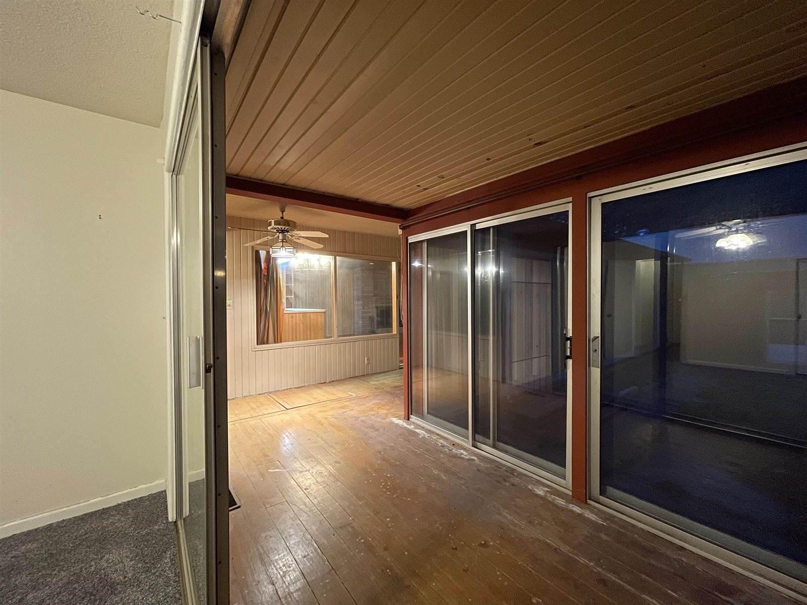 1326 North C St, Arkansas City, KS 67005