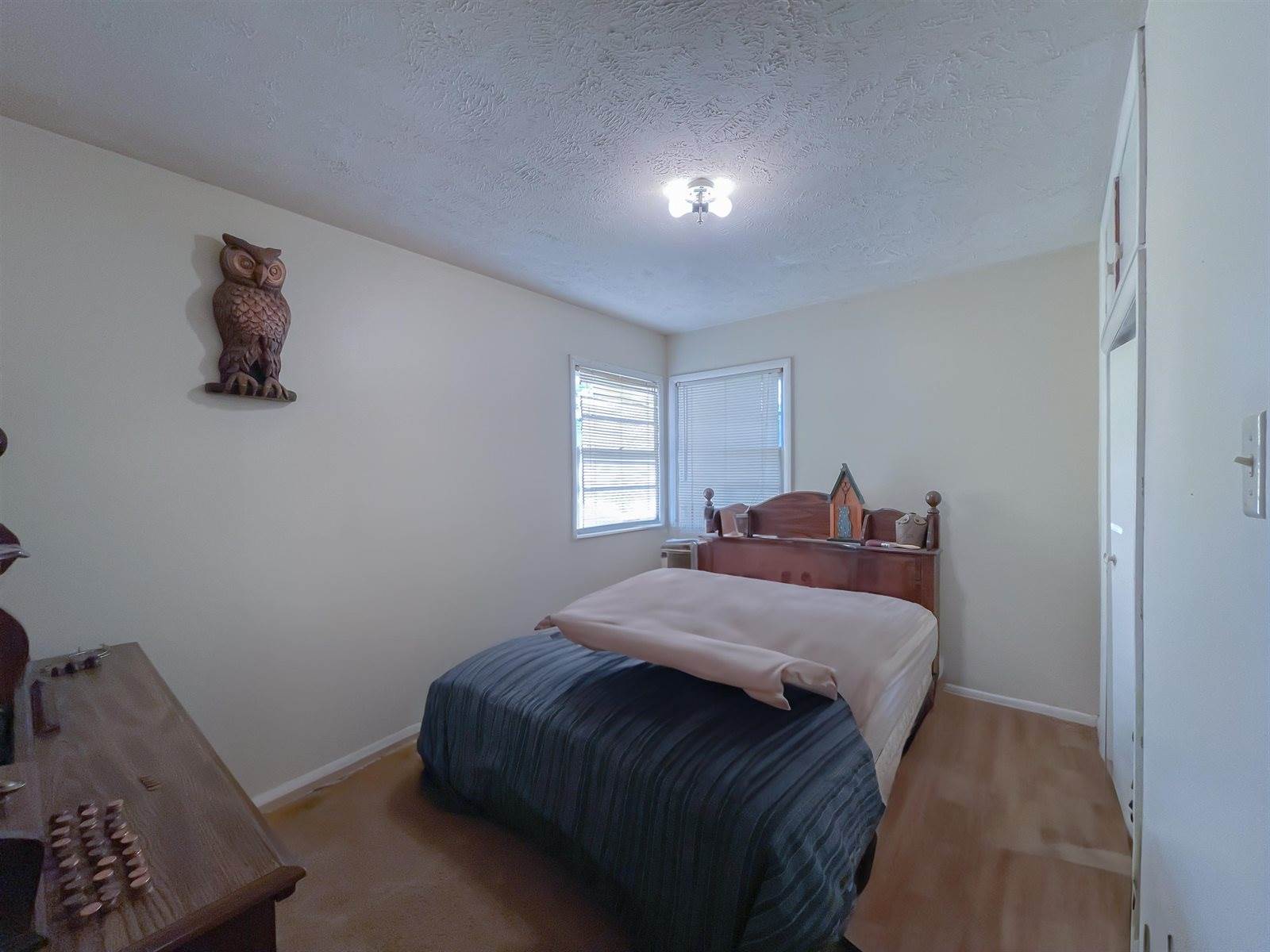 233 East Radio Ln, Arkansas City, KS 67005