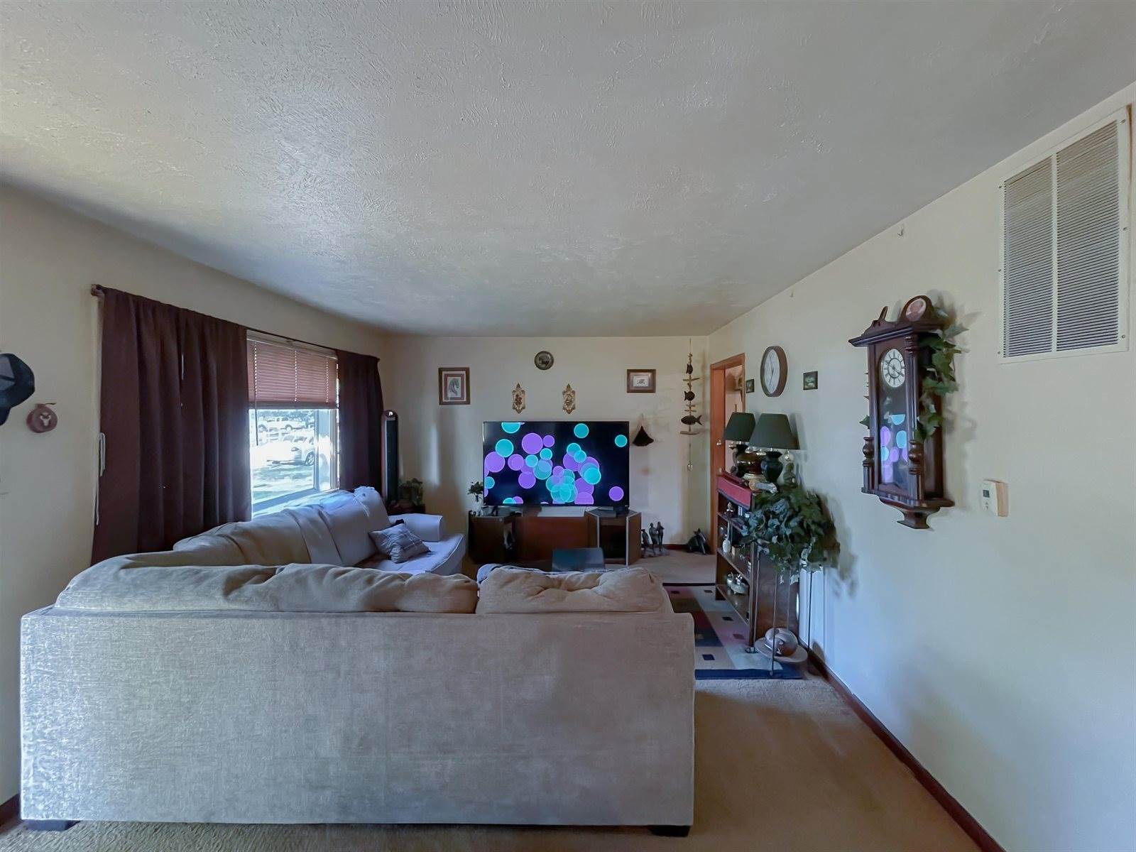 233 East Radio Ln, Arkansas City, KS 67005