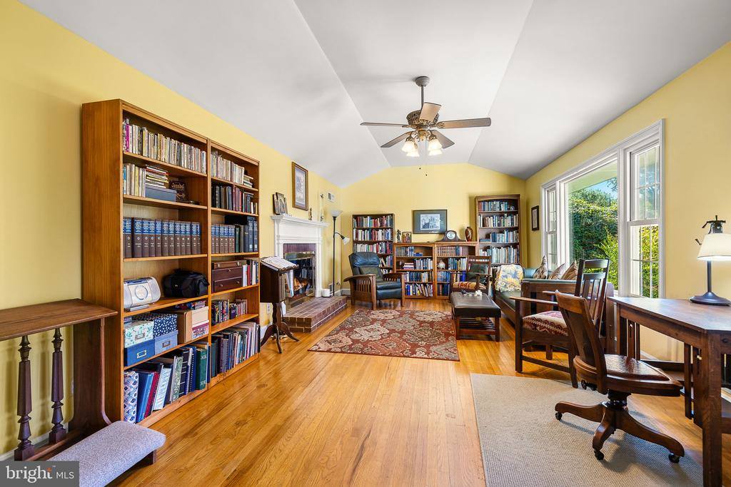 306 Stuyvesant Street, Warrenton, VA 20186