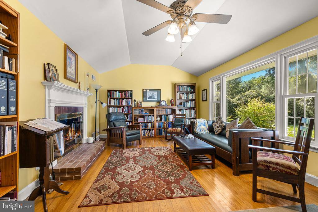 306 Stuyvesant Street, Warrenton, VA 20186