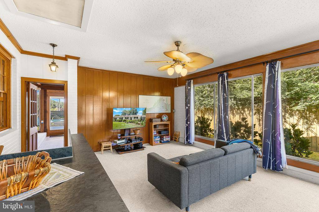 306 Stuyvesant Street, Warrenton, VA 20186