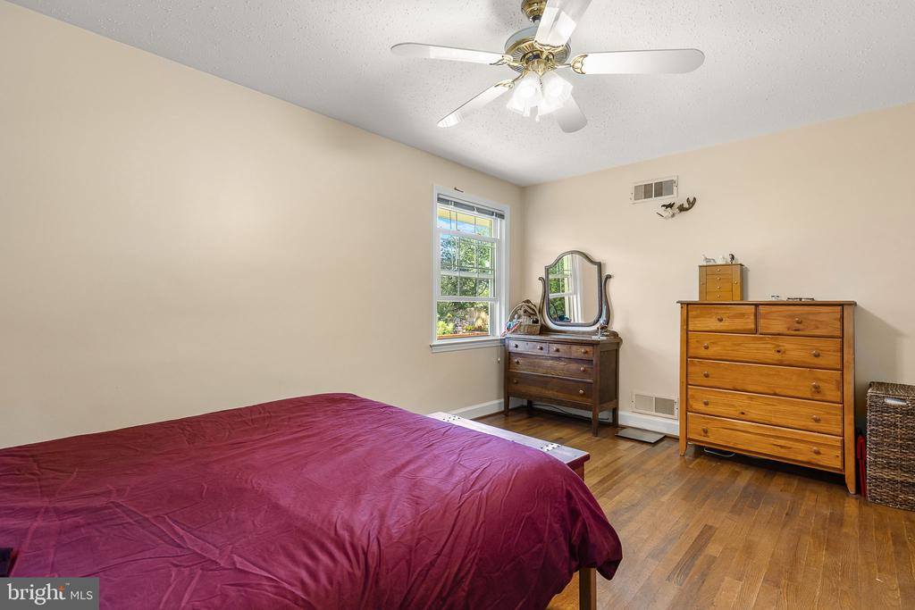 306 Stuyvesant Street, Warrenton, VA 20186