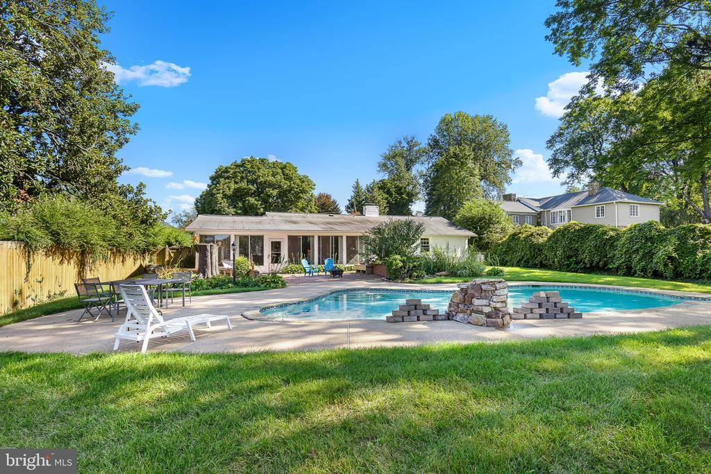 306 Stuyvesant Street, Warrenton, VA 20186