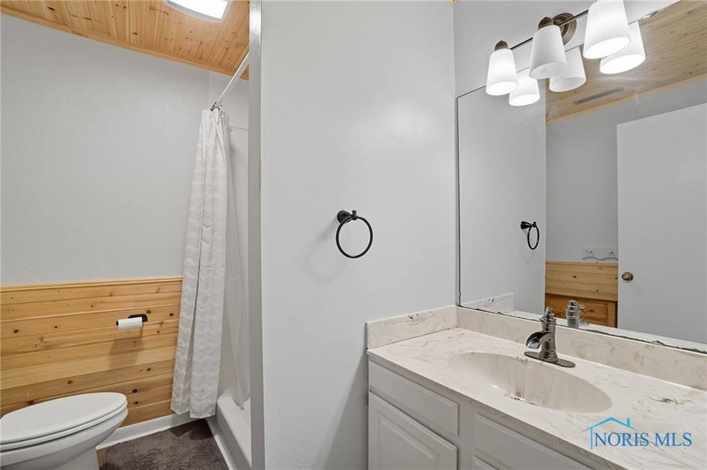 5845 North River Road, Waterville, OH 43566