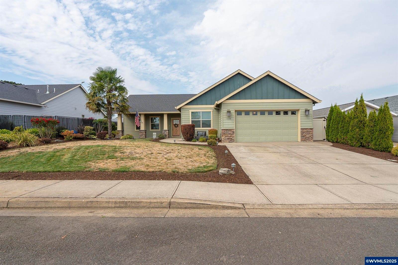 1164 SW Cherry St, Dallas, OR 97338