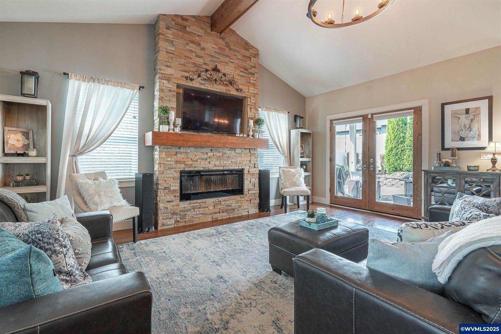 1164 SW Cherry St, Dallas, OR 97338