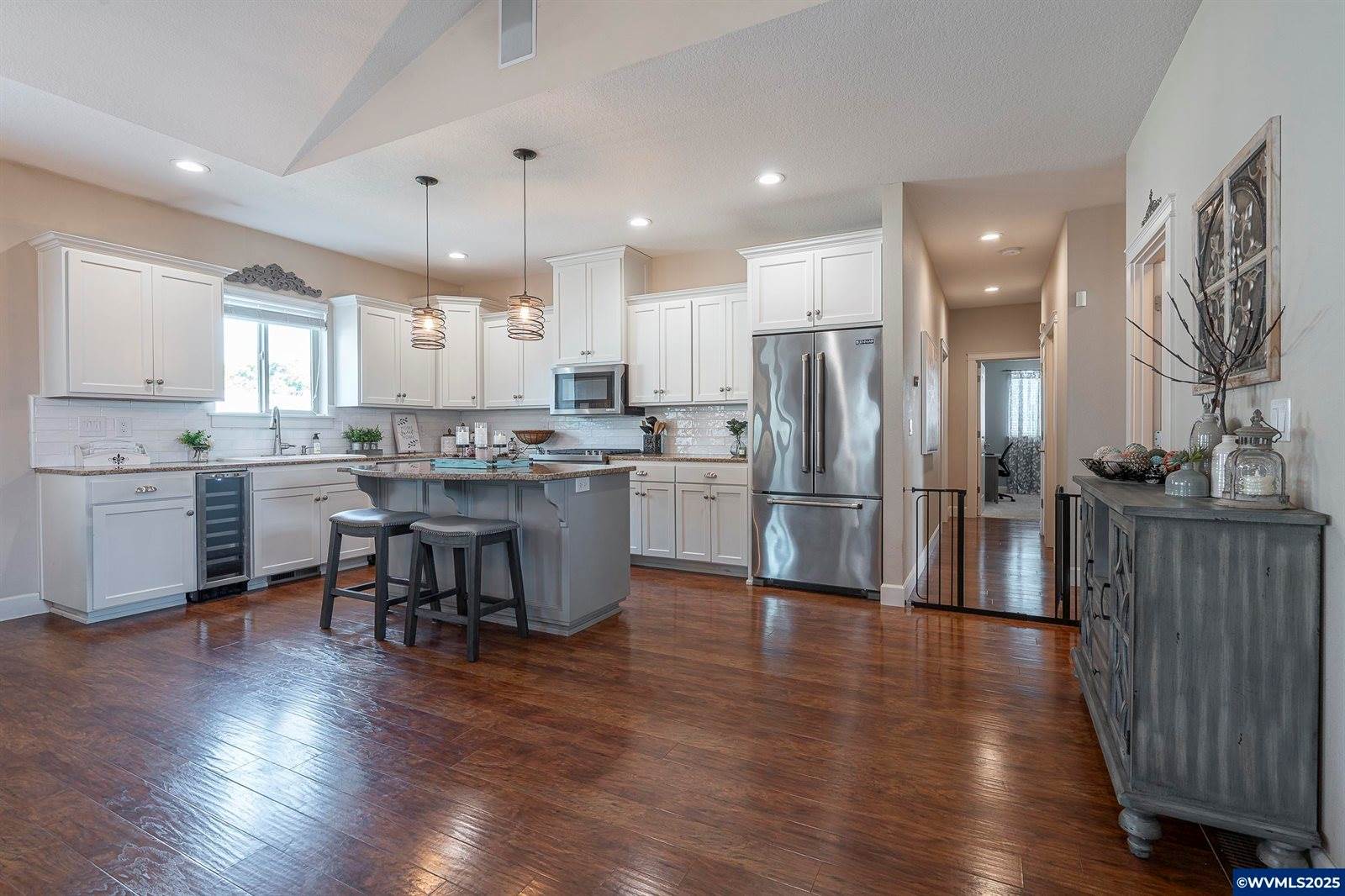 1164 SW Cherry St, Dallas, OR 97338