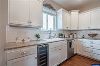 1164 SW Cherry St, Dallas, OR 97338