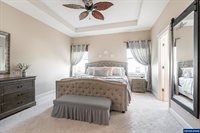 1164 SW Cherry St, Dallas, OR 97338