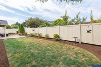 1164 SW Cherry St, Dallas, OR 97338