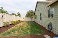 1164 SW Cherry St, Dallas, OR 97338