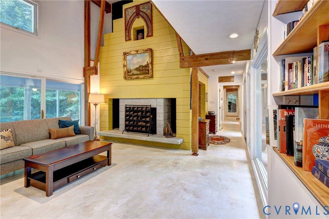 8615 Historical Path Road, New Kent, VA 23124