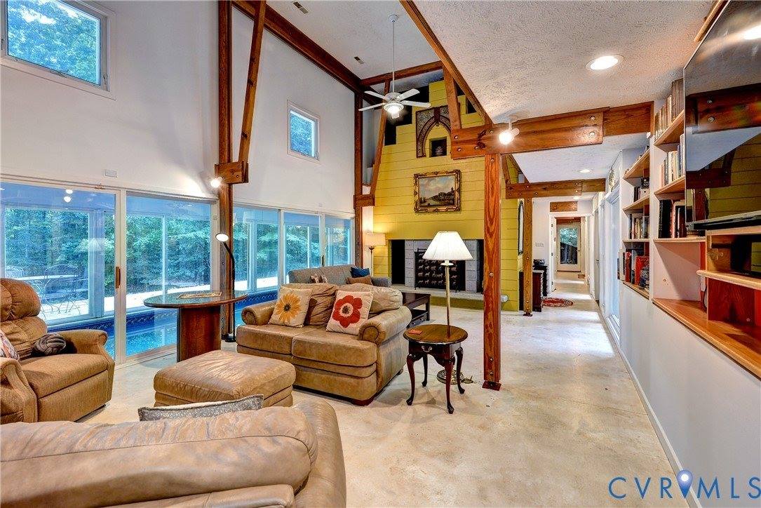 8615 Historical Path Road, New Kent, VA 23124