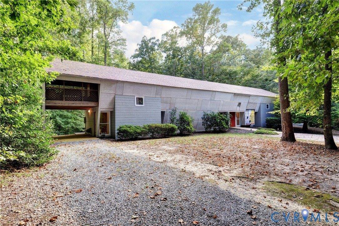 8615 Historical Path Road, New Kent, VA 23124
