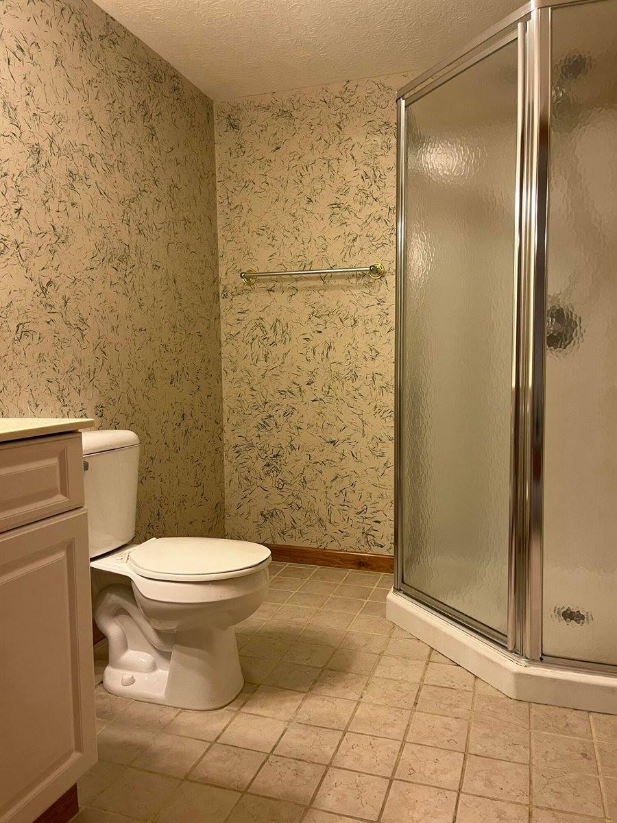 1156 Lake Point, Westerville, OH 43082