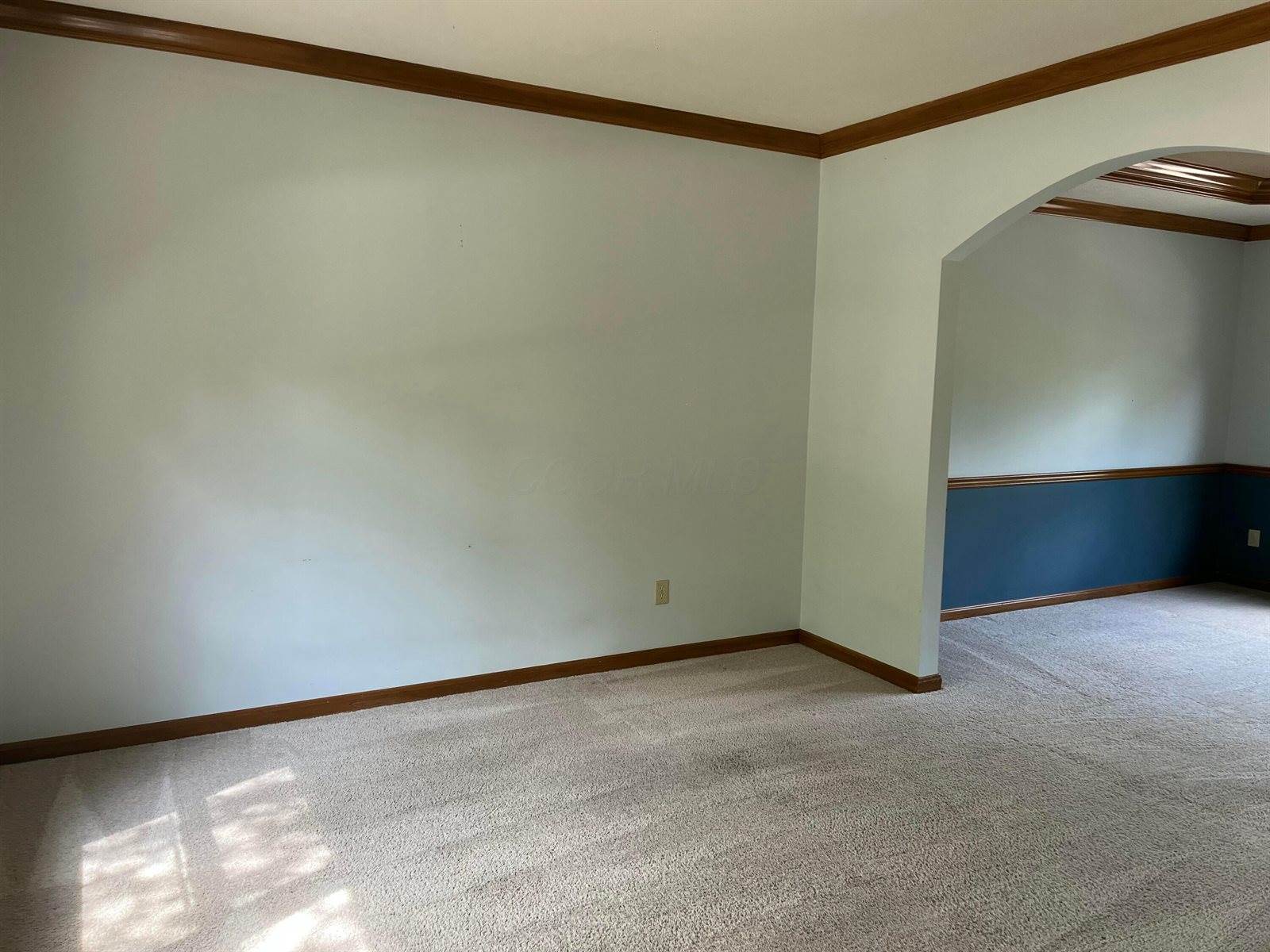 1156 Lake Point, Westerville, OH 43082