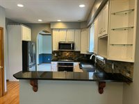 1156 Lake Point, Westerville, OH 43082