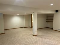 1156 Lake Point, Westerville, OH 43082