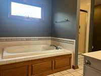 1156 Lake Point, Westerville, OH 43082