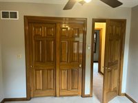 1156 Lake Point, Westerville, OH 43082