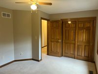 1156 Lake Point, Westerville, OH 43082