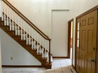 1156 Lake Point, Westerville, OH 43082