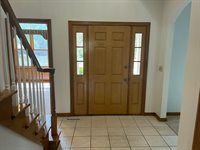 1156 Lake Point, Westerville, OH 43082