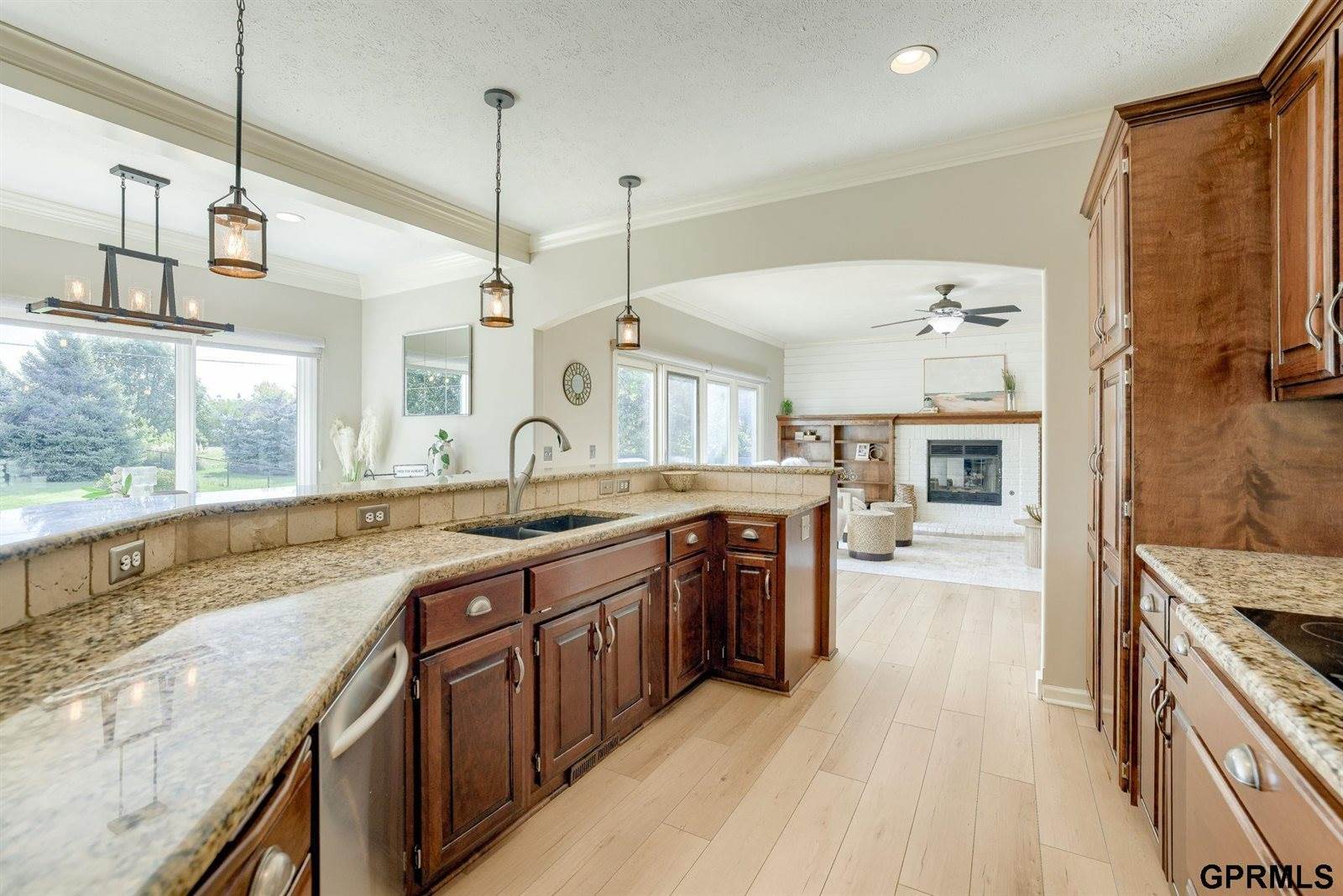 1525 South 181St Street, Omaha, NE 68130