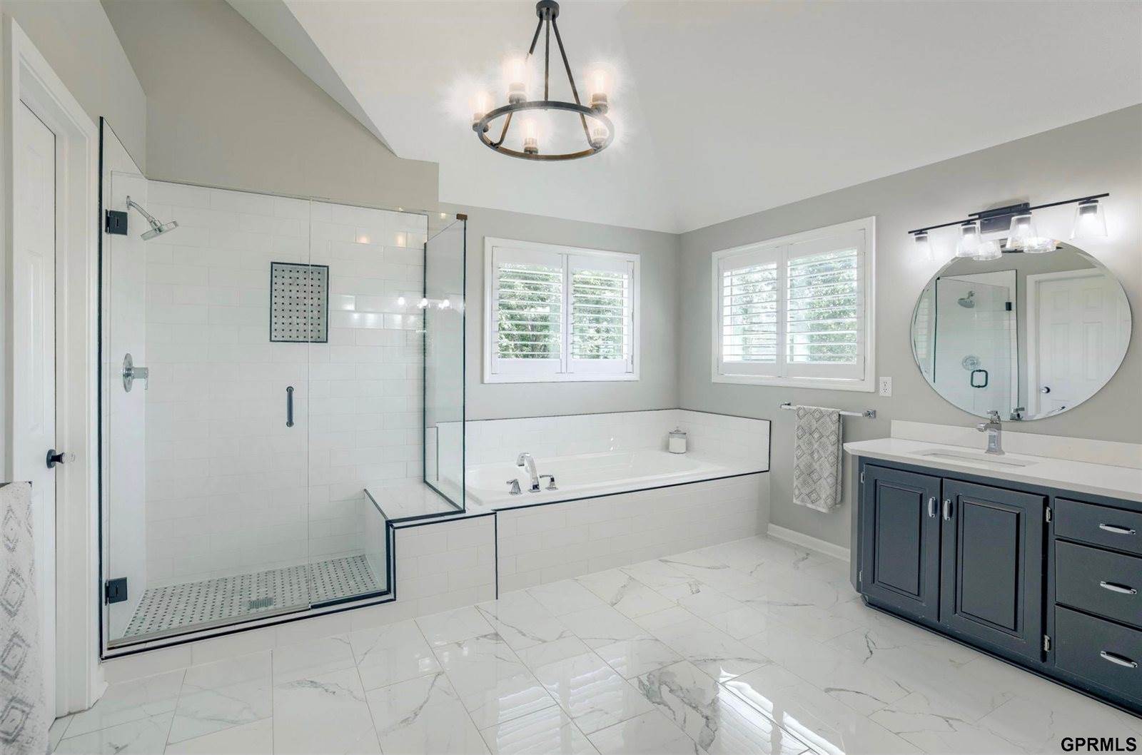 1525 South 181St Street, Omaha, NE 68130