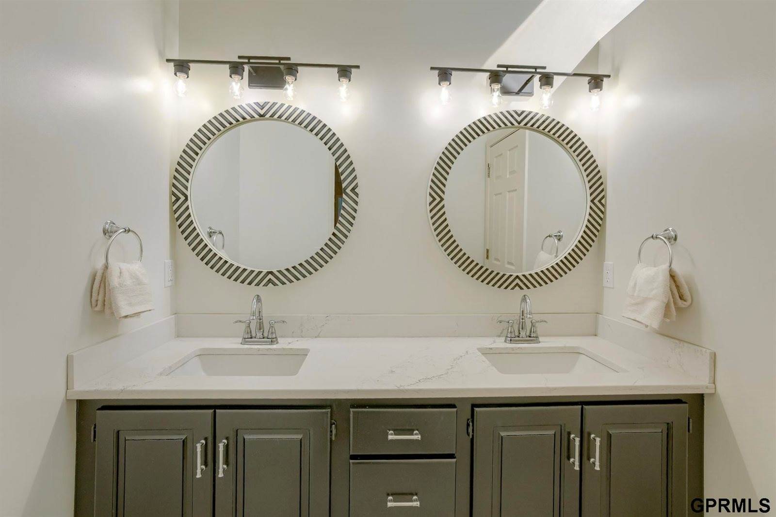 1525 South 181St Street, Omaha, NE 68130