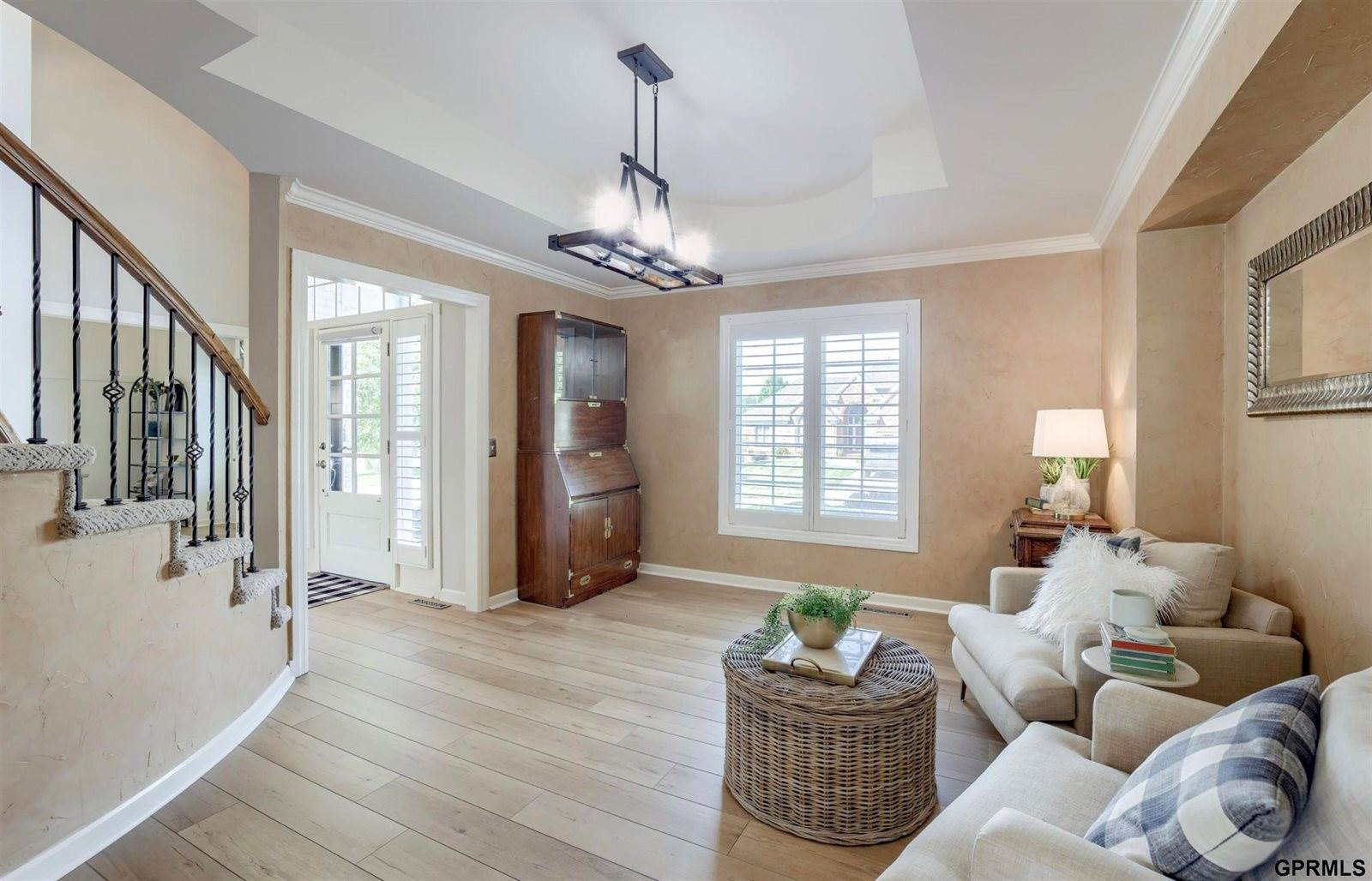 1525 South 181St Street, Omaha, NE 68130