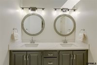 1525 South 181St Street, Omaha, NE 68130