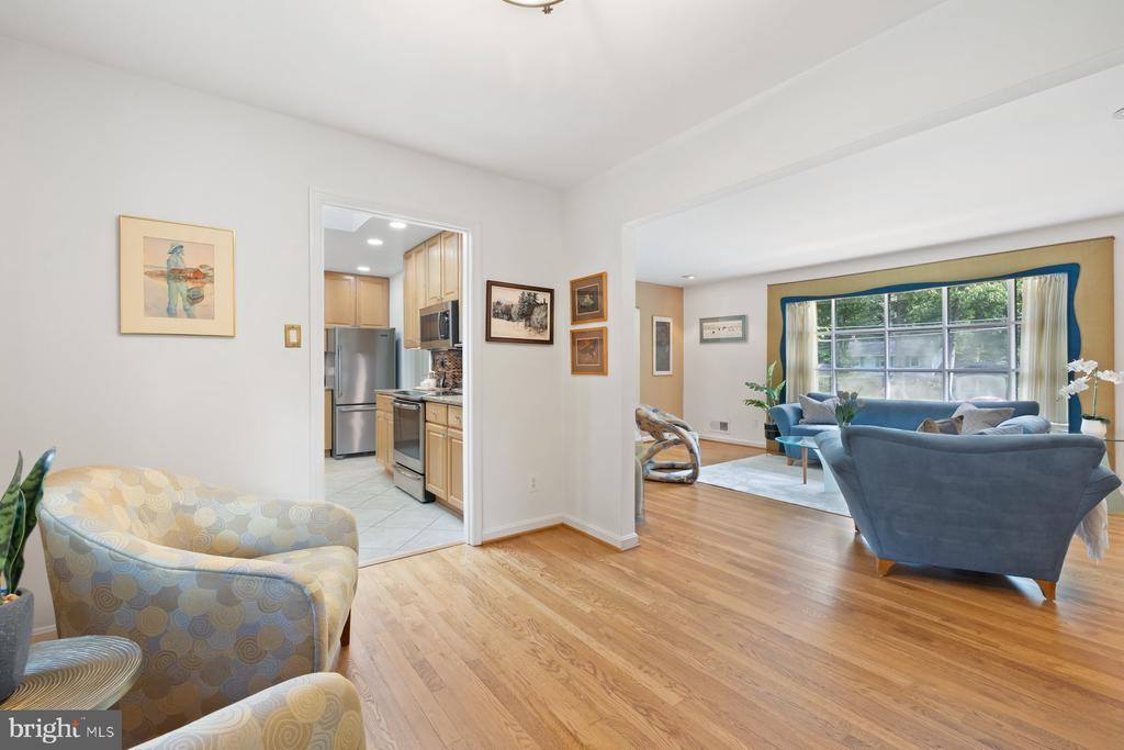 6801 Tildenwood Lane, Rockville, MD 20852