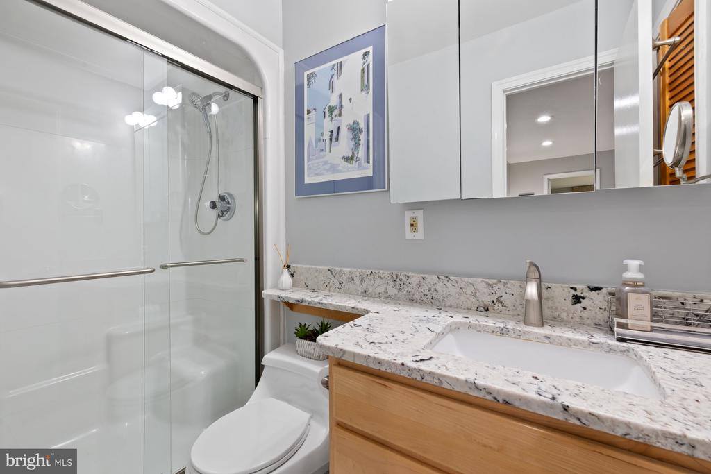 6801 Tildenwood Lane, Rockville, MD 20852