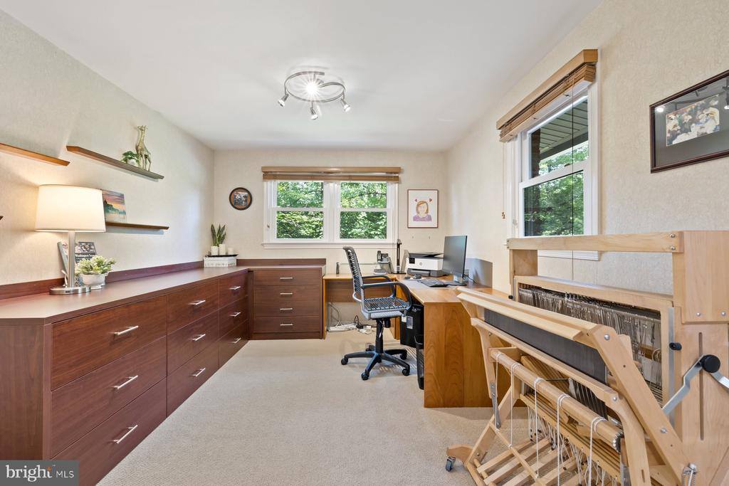 6801 Tildenwood Lane, Rockville, MD 20852